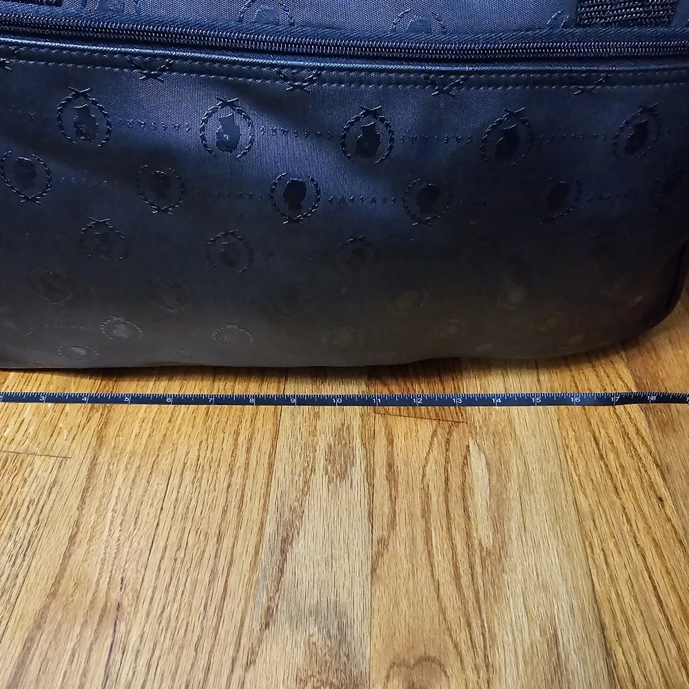 Caesars daffle bag